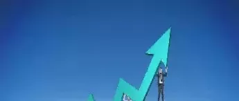 pe期货会强势吗(pe的期货)_https://qh.ynbygsw.com_财金百科_第1张